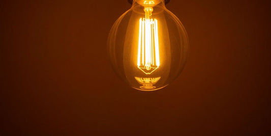 Vintage E27 LED bulb with warm dimmable light.